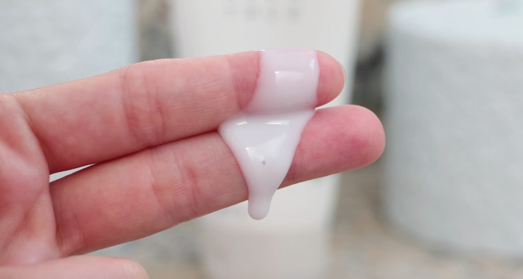Resenha: Espuma de Limpeza Avon True 3