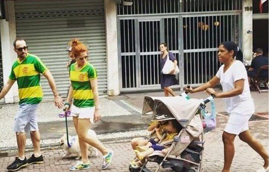  Que pais infelizes, esses da babá 