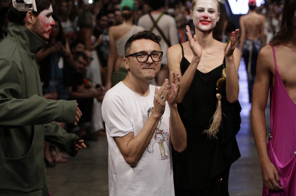 Lindebergue Fernandes no desfile do Dragão Fashion Brasil 2016