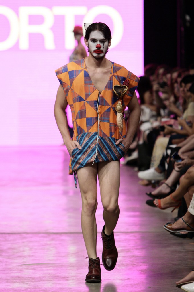 Look da coleção #039;Cangaço do asfalto lírico'