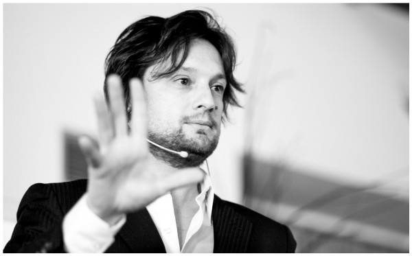 O fotógrafo italiano Marco Zammarchi