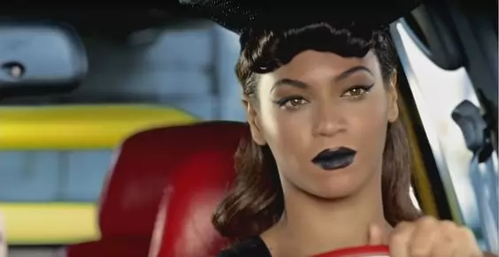 make com batom preto