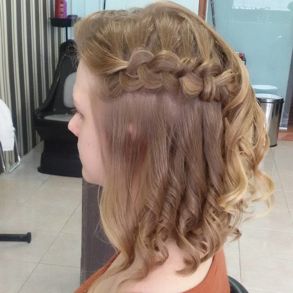 Trança lateral: um penteado democrático e encantador para qualquer ocasião 12 Foto: Reprodução / Edson Hairstyle