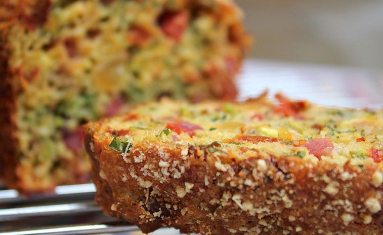 42 receitas de bolo salgado que encantam pela aparência, praticidade e sabor 3