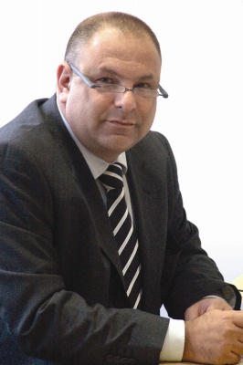 Arnaldo Korn, Diretor do Centro Nacional - Cirurgia Plástica
