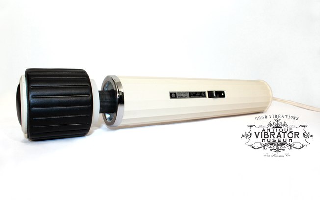 Esse pequeno vibrador fez sucesso pela modernidade para a época e foi comercializado a partir do final dos anos 60