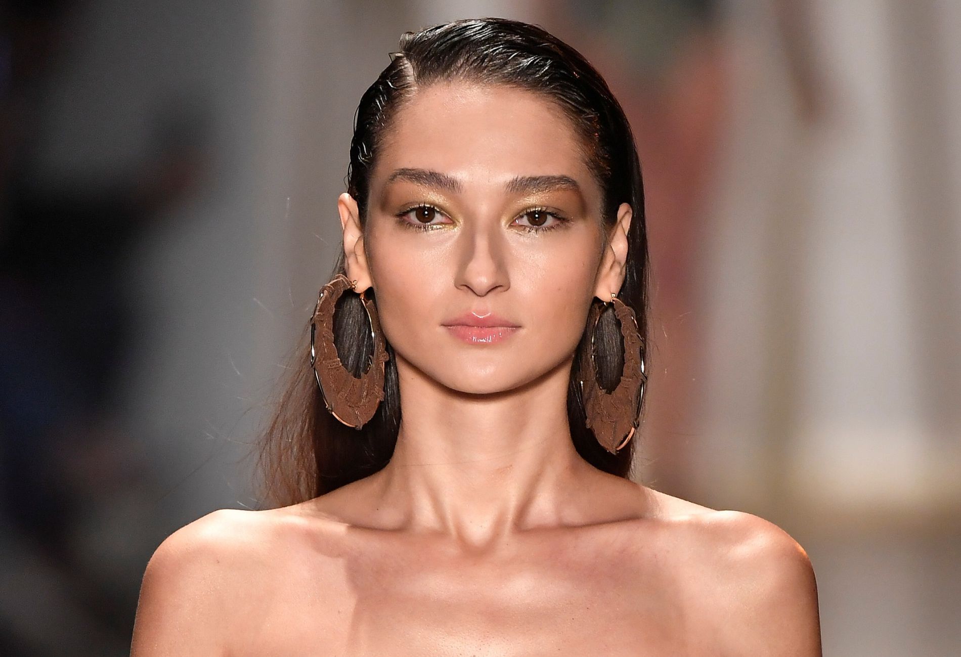 Tranças, vermelho, pele natural e mais: direto da SPFW, as tendências de beleza que vão pegar no verão 3 Agua de Coco_N44_002