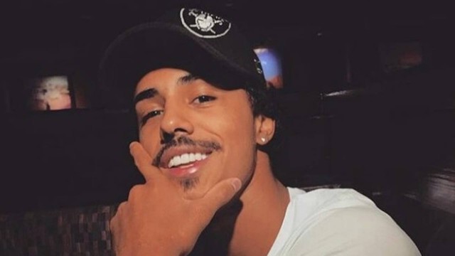 mclivinho Deixem de ser literais, não há apologia a estupro na música de Livinho 