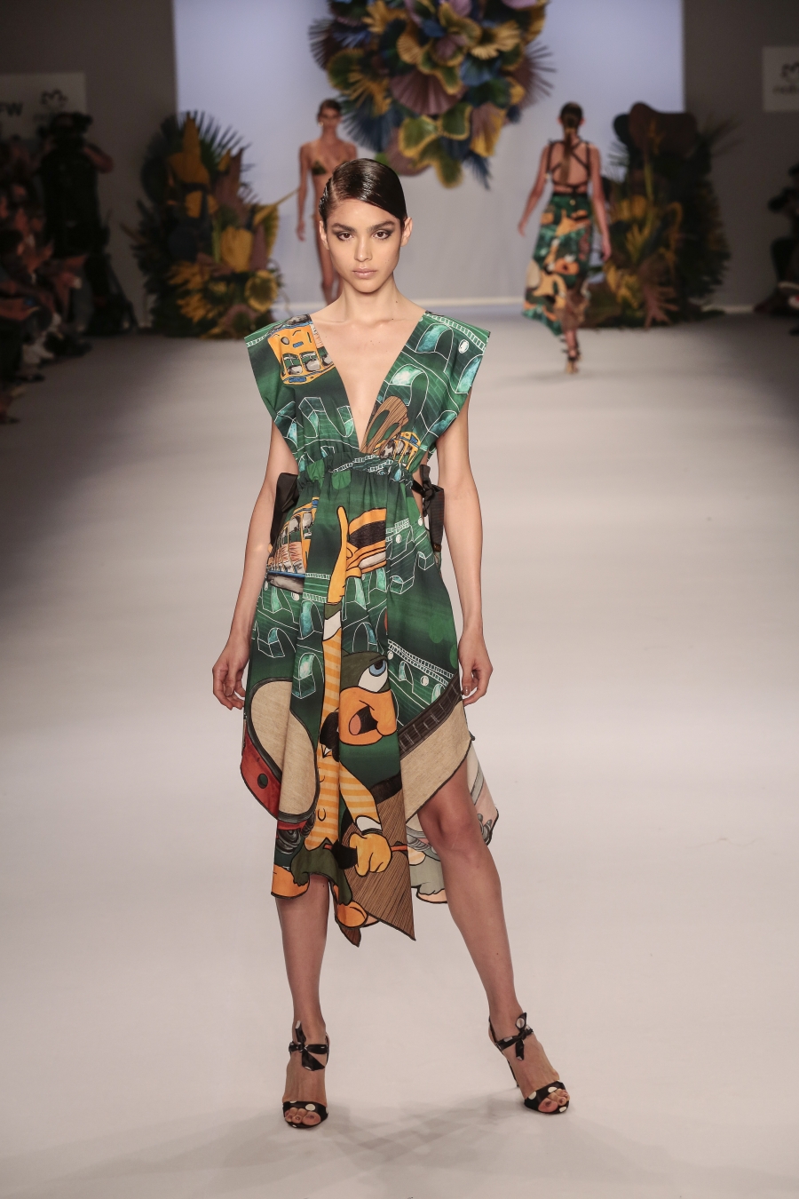 Água de Coco + Anitta dão o start no SPFW45! 6